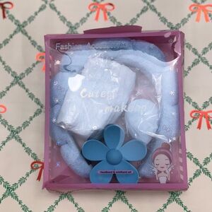 Beauty / Makeup Accessories Set (Blue)